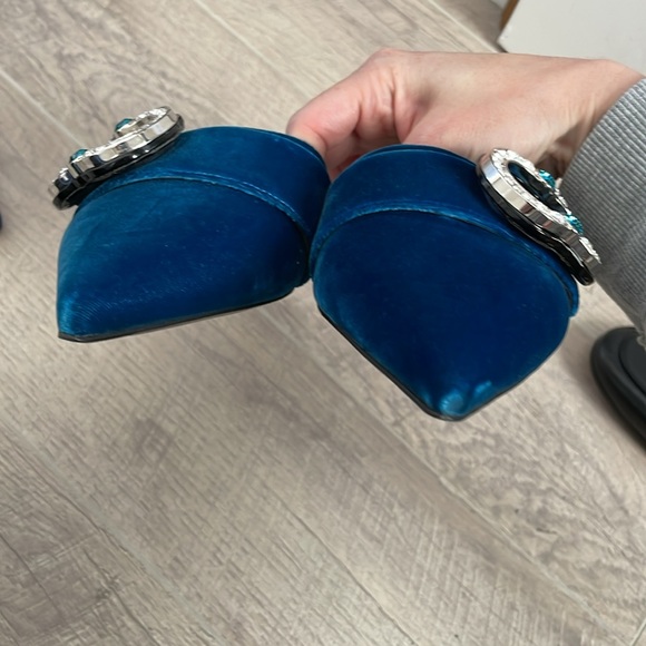 Prada Blue Velvet Pointed Toe Mules with Crystal Embellishments 37.5 - Picture 4 of 7